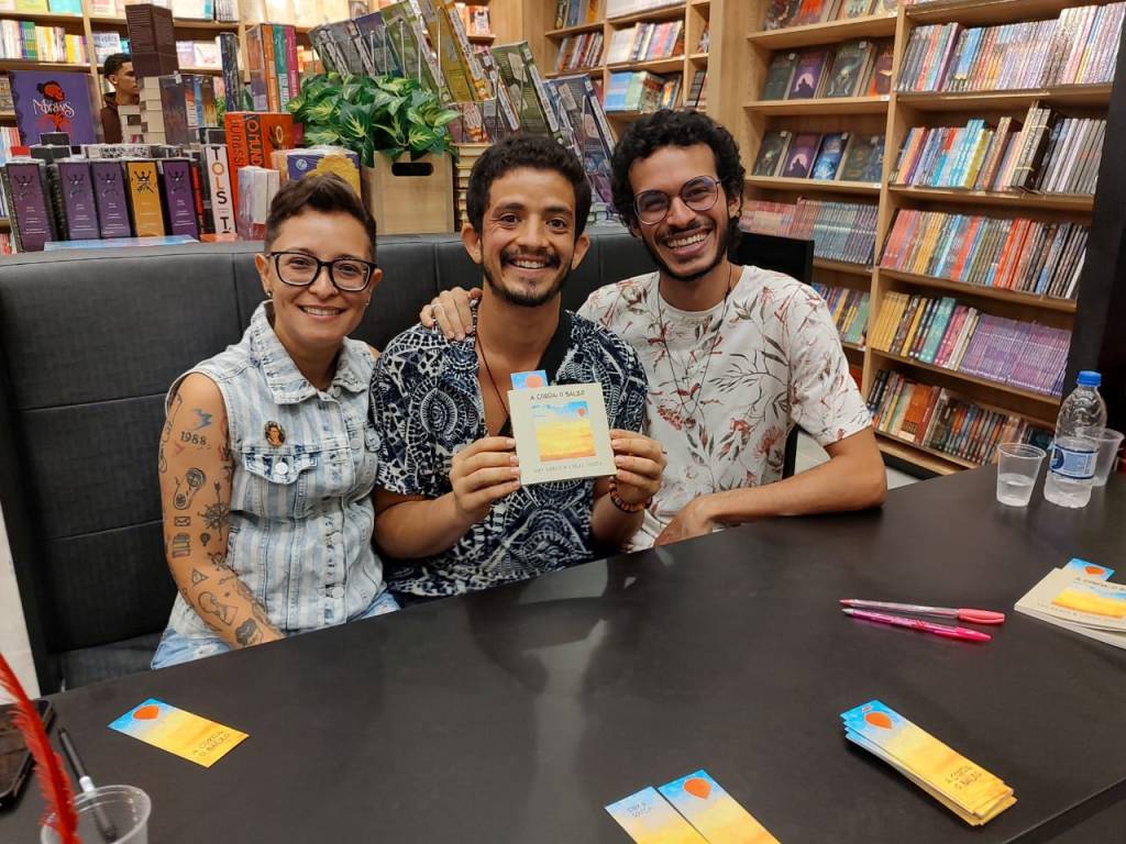 “A Corda, o Balão”: livro de acadêmicos da AVL é lançado em Valparaíso de Goiás e Brasília.